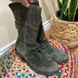 Fiorentini + Baker army green suede zip  boots